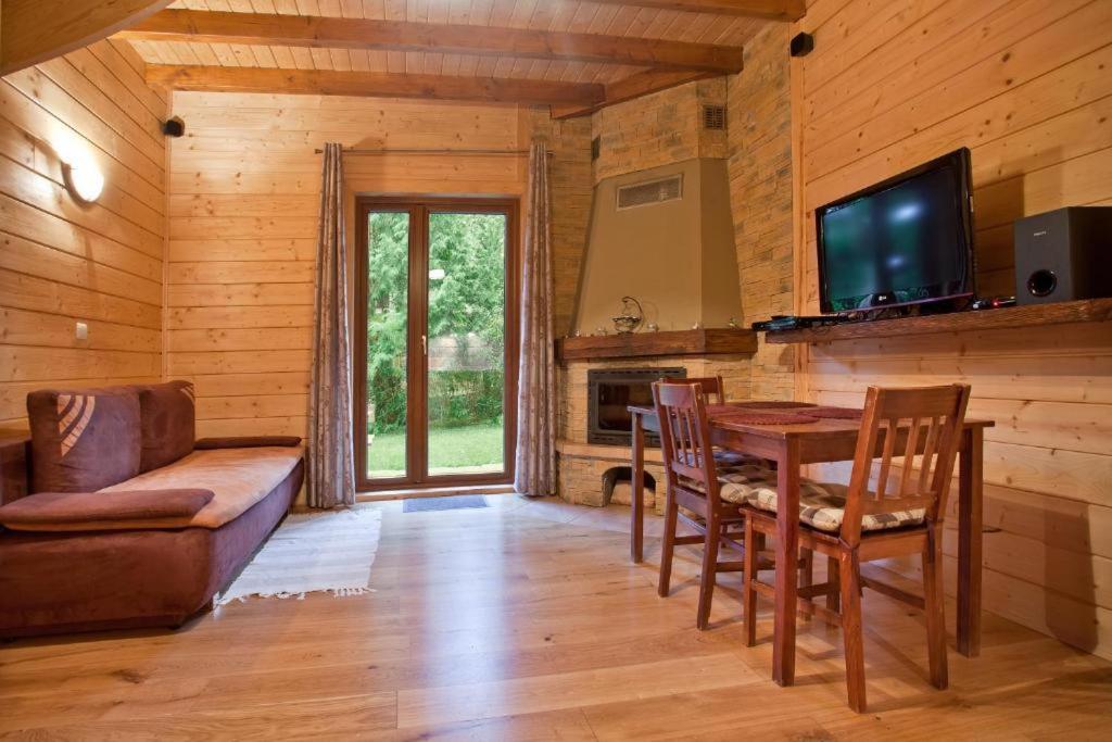 Domek W Krynicy Z Sauna Krynica Zdroj Bagian luar foto